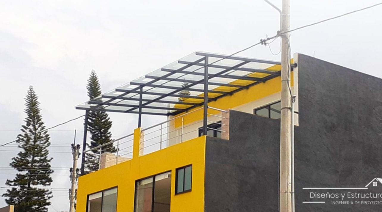 Marquesina comercial de vidrio moderna en Bogotá